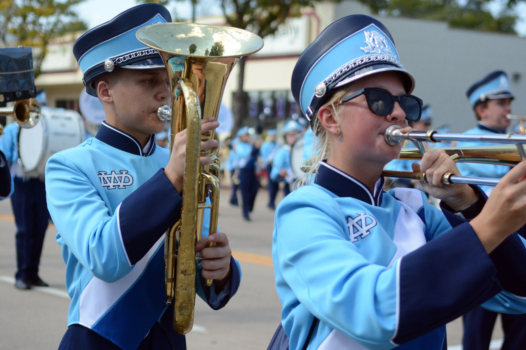 092121-bara-news-parade-band-02
